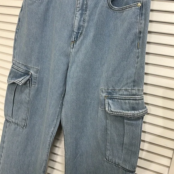 LOFT Light Blue Denim wide leg cargo Jeans - Picture 5 of 6
